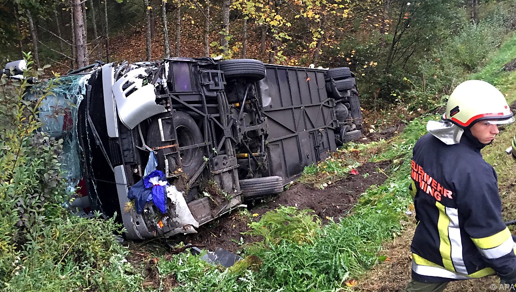 Verletzte Bei Kollision Von Bus Mit Lkw In Tirol Unsertirol