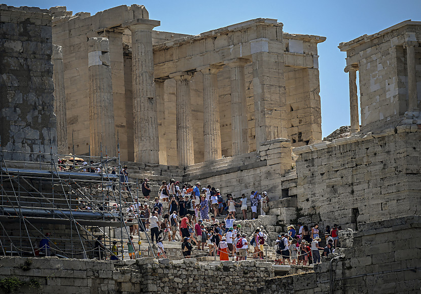 Für 5 000 Euro alleine auf Akropolis UnserTirol24