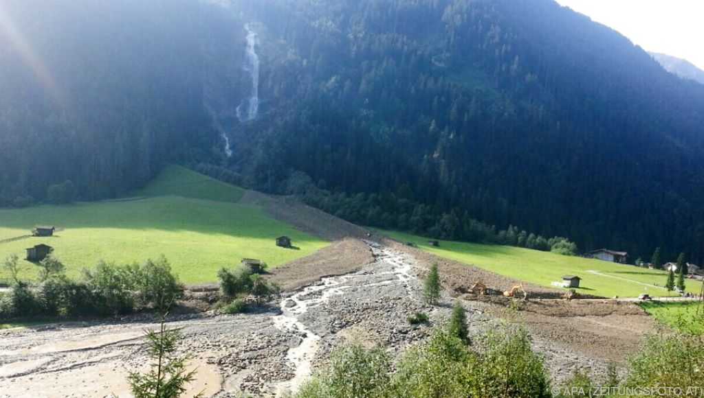 Schweres Unwetter im Tiroler Stubaital - UnserTirol24