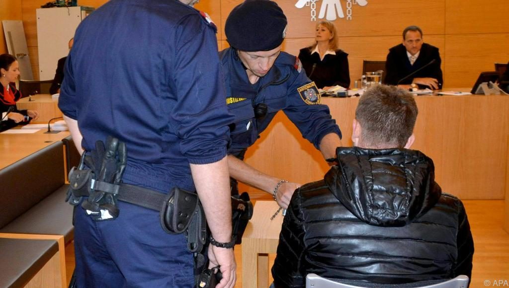 DoppelmordProzess in Leoben Beschuldigter geständig UnserTirol24