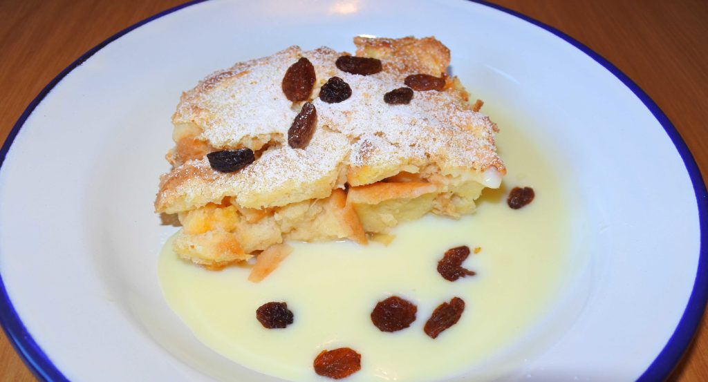 So kocht Tirol: Apfel-Mango-Scheiterhaufen - UnserTirol24