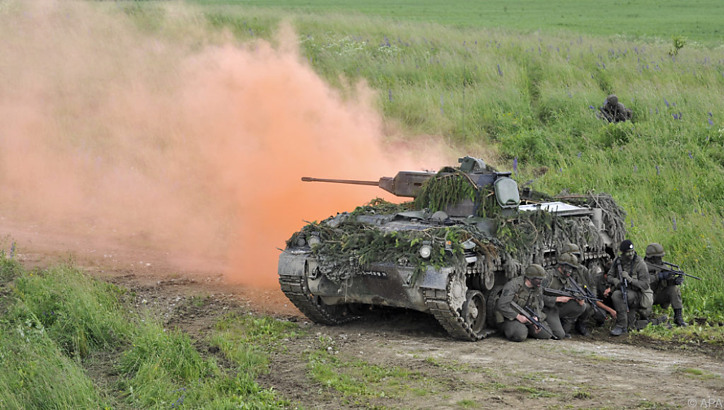 Alte BundesheerPanzer online zu kaufen UnserTirol24