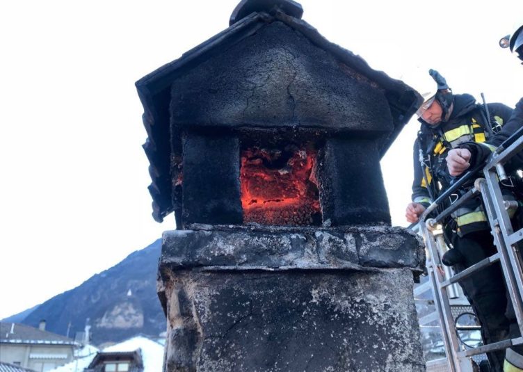 Zwei Kaminbrände im Unterland - UnserTirol24