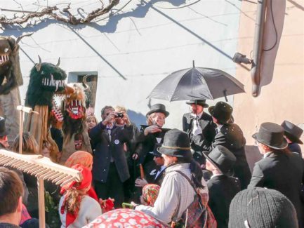 Umzug_Egetmann_Kinder_Tramin_2018_(14)