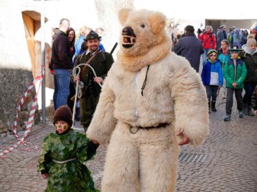 Umzug_Egetmann_Kinder_Tramin_2018_(61)