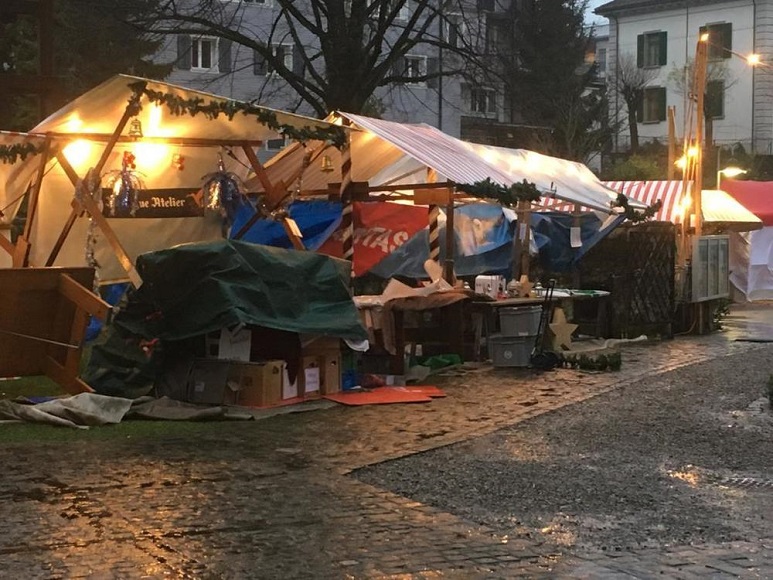 Weihnachtsmärkte vom Wind zerstört UnserTirol24