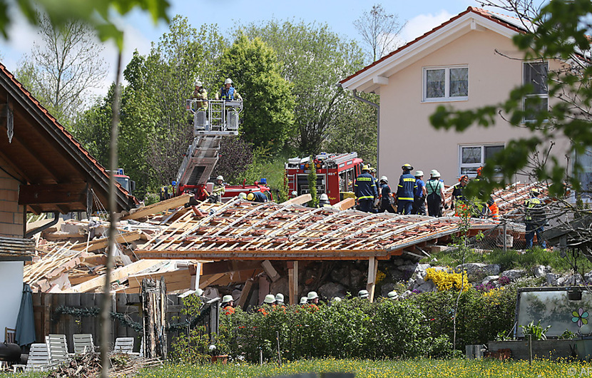 Verletzte nach Explosion in Haus UnserTirol24