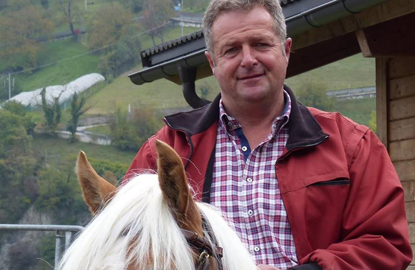 Norbert Rier begleitet Schützen bei OktoberfestUmzug in München