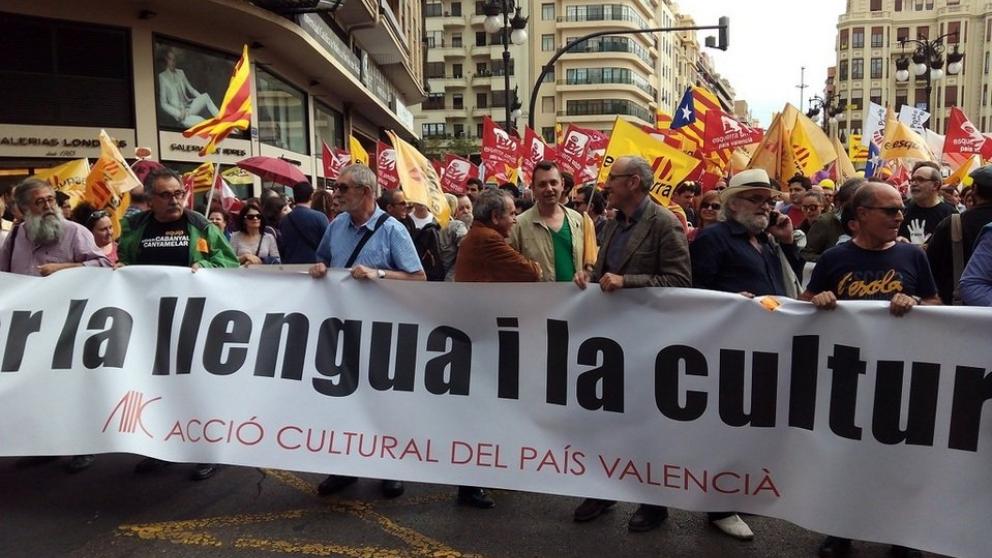 Che Lingua Si Parla A Valencia