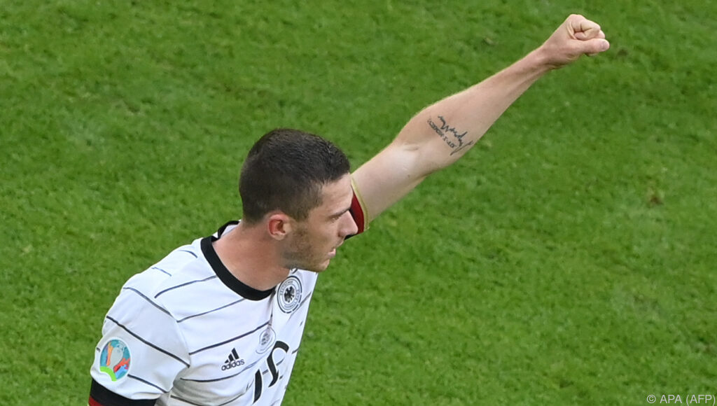 Deutschland montiert Portugal nach 0:1 mit 4:2 ab ...