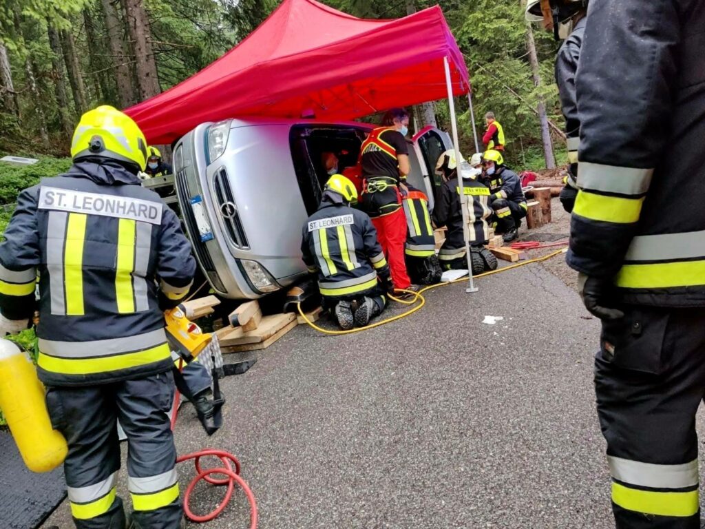 Ein Pkw Mit Servolenkung Ist Liegengeblieben