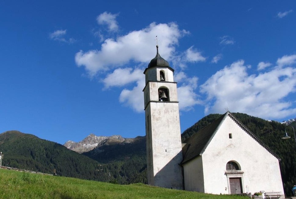 Una Terra… cinque Lingue! De Kirchtag wan Tol UnserTirol24
