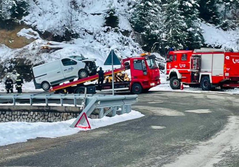 Drei Verletzte Nach Frontalcrash - UnserTirol24