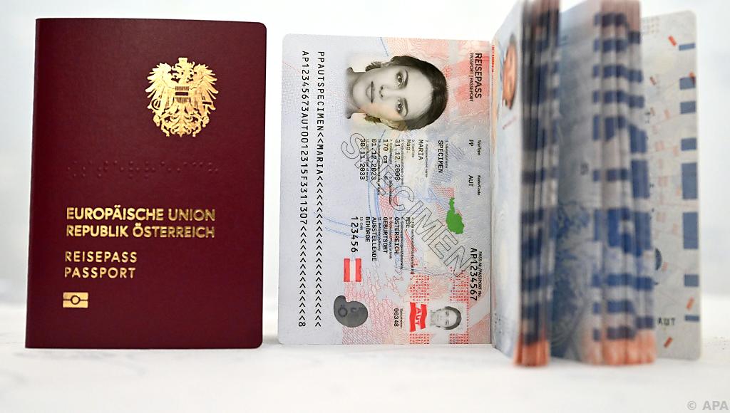 Was Ist Ein Express Reisepass Ab 1. Dezember gibt es einen Hightech-Reisepass - UnserTirol24
