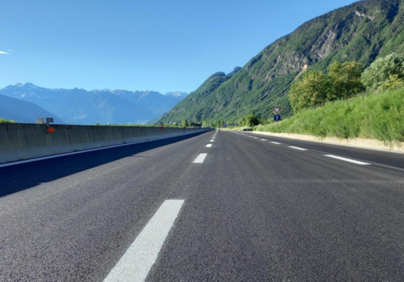 Verwirrte Frau mitten auf MeBo UnserTirol24